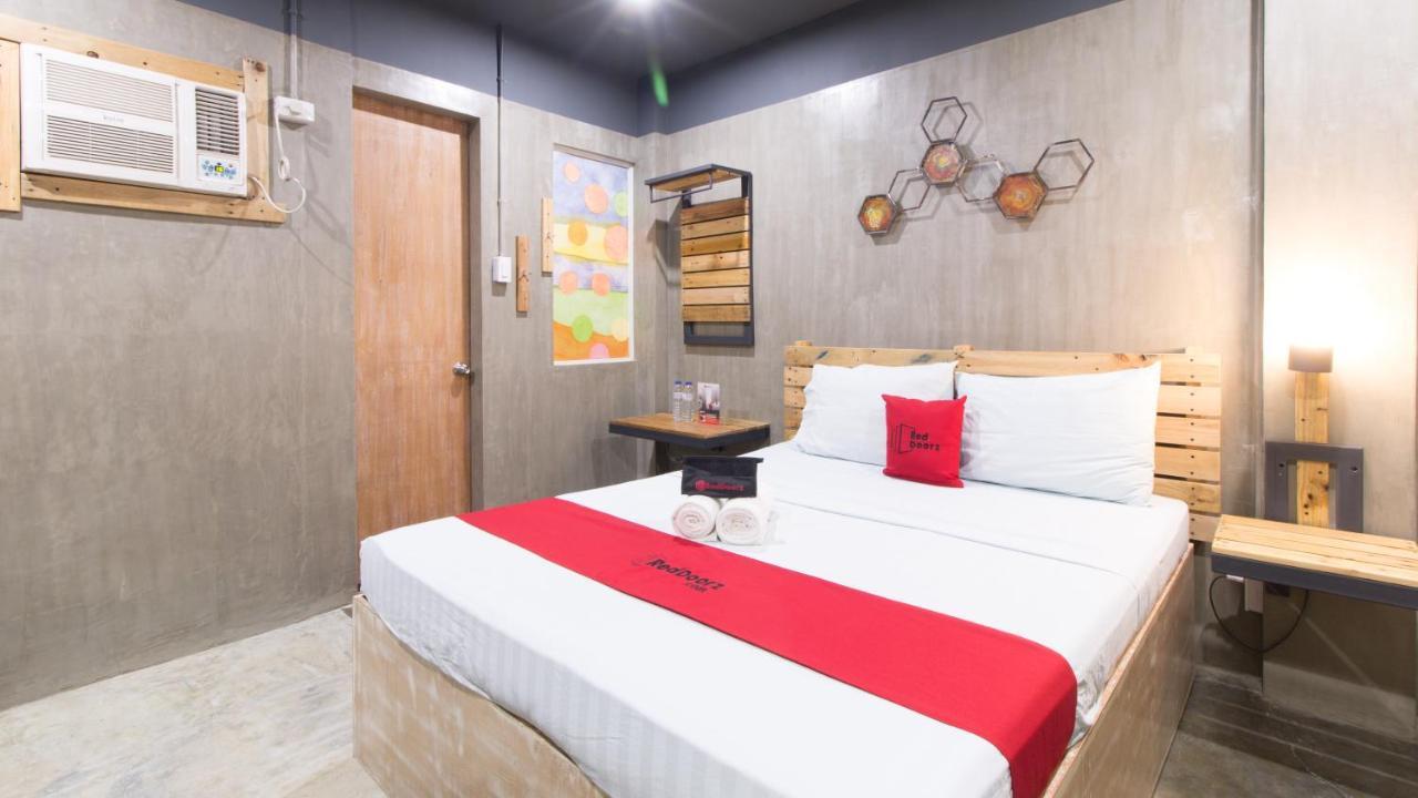 Reddoorz Plus @ Taft North Mandurriao Iloilo Exterior foto