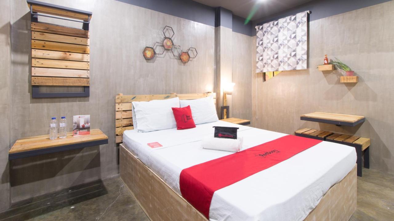Reddoorz Plus @ Taft North Mandurriao Iloilo Exterior foto